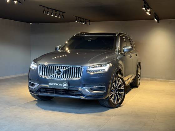 VOLVO XC90 2.0 T8 HYBRID MOMENTUM AWD GEARTRONIC VOLVO XC90 2.0 T8 HYBRID MOMENTUM AWD GEARTRONIC